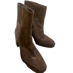 Frye leather ankle booties in